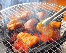 ぷりぷり食感の新鮮ホルモン