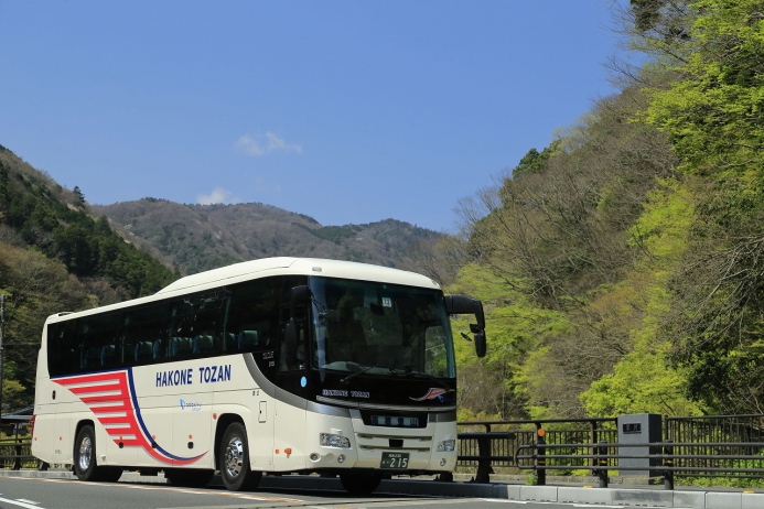 私どもが箱根をご案内いたします。